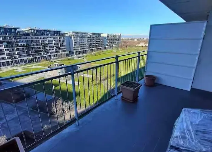 Santa Giulia Bright Two-room With 2 Terraces * ميلان