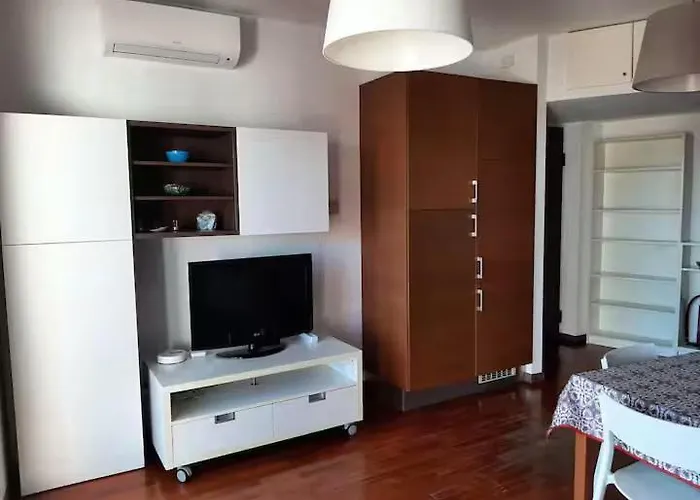 Santa Giulia Bright Two-room With 2 Terraces شقة *